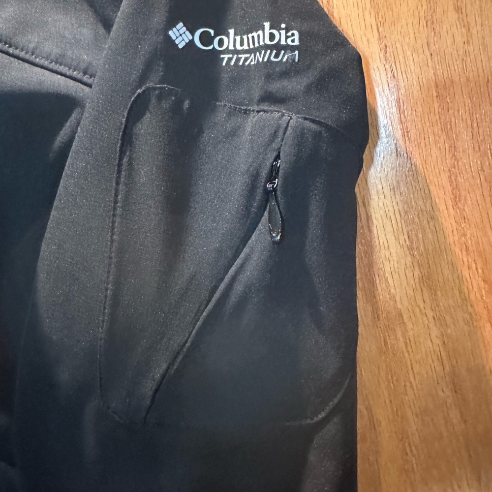 Columbia jacket - Picture 2 of 6